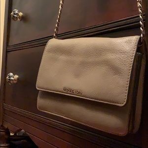 Tan Michael kors crossbody